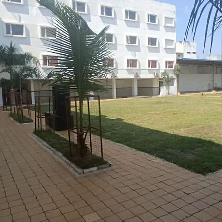 Hotel Shri Vardhan Ujjain Ngoại thất bức ảnh